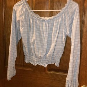 me to we off the shoulder long sleeve crop top